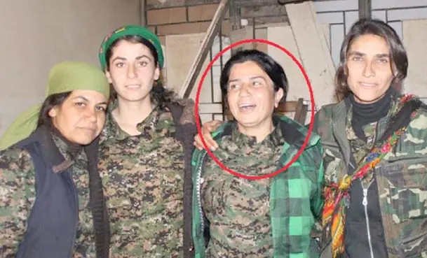 Kadın PKK’lıda fotoğraflar!