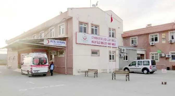 Diyarbakır'da otomobilin çarptığı 7 yaşındaki çocuk hayatını kaybetti 