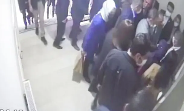 Davutoğlu'nun asansör kazası