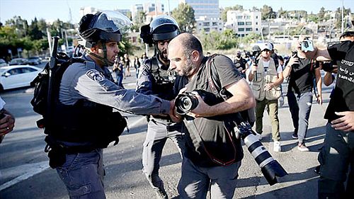 İsrail 2021'de Filistin'de basın özgürlüğünü 832 kez ihlal etti