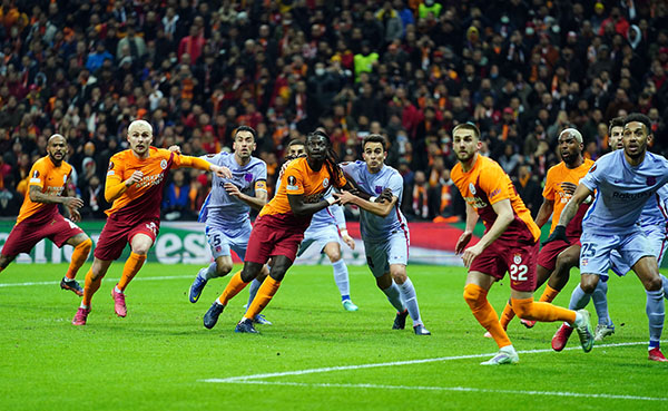 Galatasaray, Avrupa’da bu sezon 14 maça çıktı