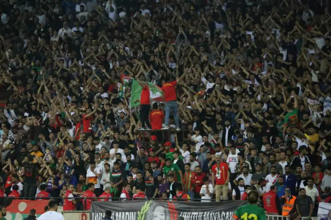 Amedspor-Tarsus İdman Yurdu maçında taraftar rekoru   