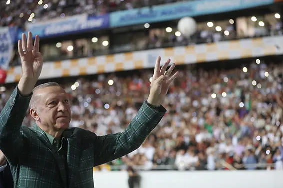 Cumhurbaşkanı Erdoğan: Küresel güçlerin hesaplarına peşkeş çekilecek tek bir evladımız yok