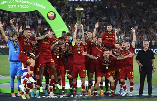 Konferans Ligi'nin ilk şampiyonu Roma   