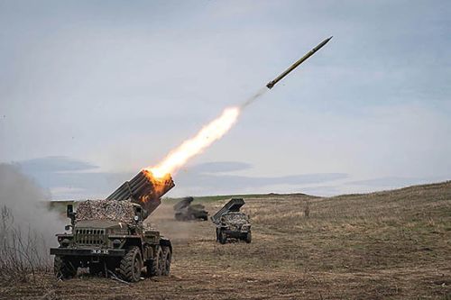 Rusya: Ukrayna’da 2 yönetim merkezi yüksek hassasiyetli füzelerle vuruldu