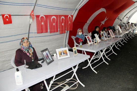 HDP önündeki eylemde 210'uncu gün