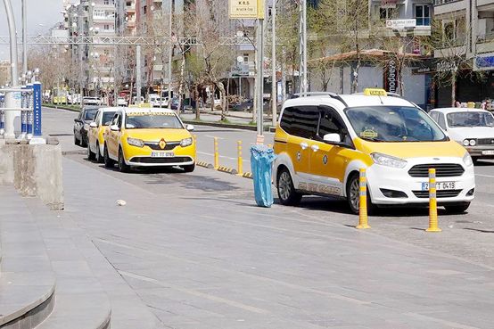 Diyarbakır'da taksi sahipleri: 