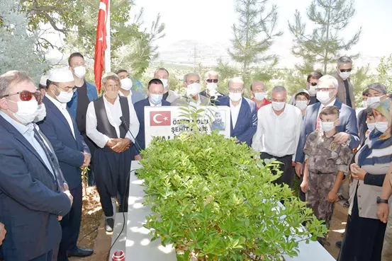 Başkan Beyoğlu 15 Temmuz şehitlerini unutmadı