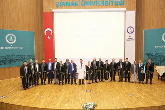 Şırnak Üniversitesinde akademik yıl açılış töreni yapıldı