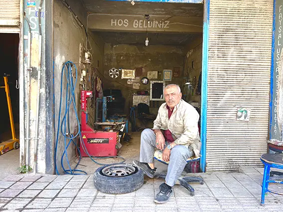 44 yıldır fotoğraf topluyor