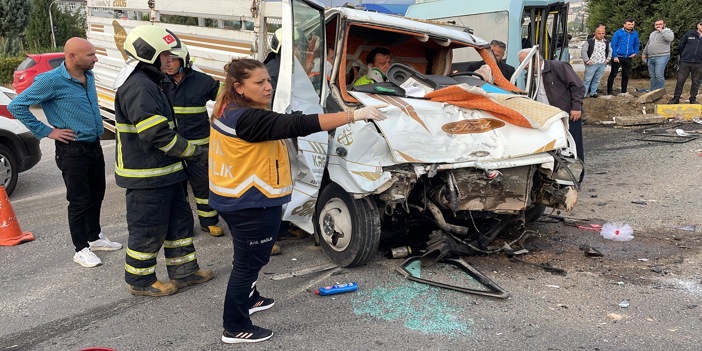 Karabük'te Trafik kazası 11 kişi yaralandı