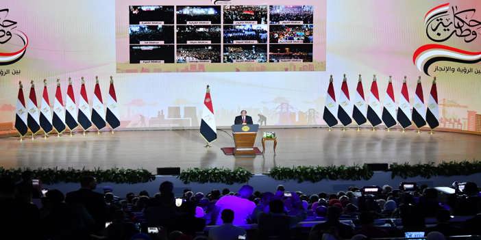 Mısır Cumhurbaşkanı Sisi, adaylığını açıkladı