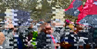 Almanya'da Ermeni iddialarına ilişkin anıtın kaldırılması için gösteri yapıldı