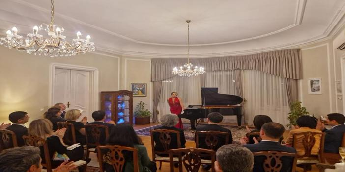 Viyana'da, Türkiye Cumhuriyeti'nin 100. yılı kutlamaları kapsamında piyanist Taner konser verdi