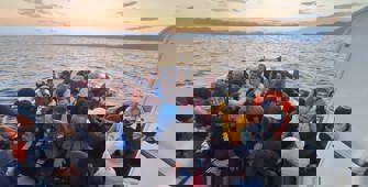 Marmaris açıklarında 49 düzensiz göçmen kurtarıldı