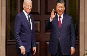 (Video) Biden ve Xi 1 yıl aranın ardından ilk kez yüz yüze görüştü