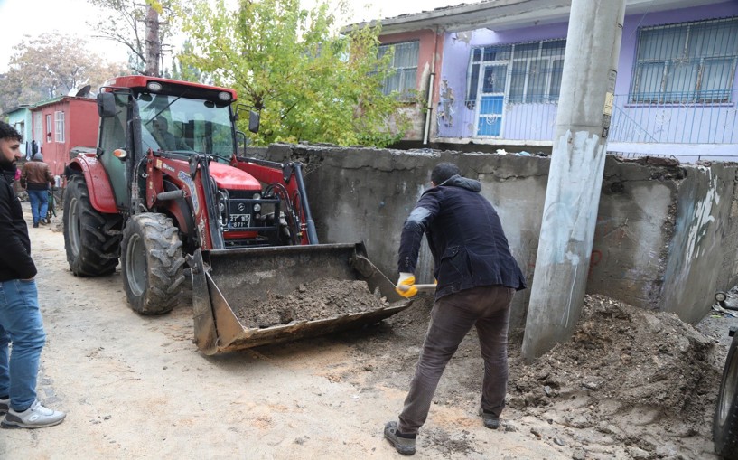 Ergani Belediyesinden güzelleştirme çalışmaları 
