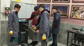 Öğrenciler soba üretiyorlar