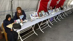 Evlat nöbetindeki aileler çocuklarını HDP ve PKK'dan almakta kararlı
