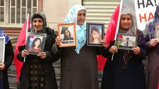 Anneler CHP-HDP ittifakına tepkili!