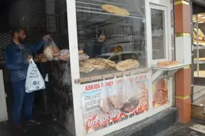 Askıda ekmek geleneği