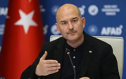 Bakan Soylu ve AK Parti Sözcüsü Çelik'ten Bursaspor-Amedspor maçında yaşananlara tepki