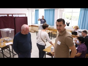 (Video) Yurt dışında oy verme işlemi başlıyor