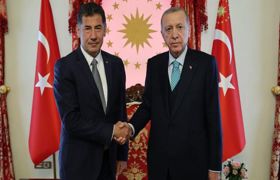 Cumhurbaşkanı Erdoğan, Sinan Oğan'ı kabul etti