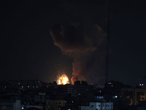 İsrail, Gazze Şeridi'ne saldırdı