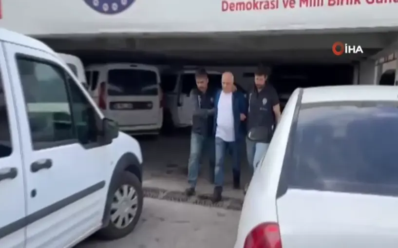 (Video) Hdp'nin Eski İstanbul Eşbaşkanı Yakalandı