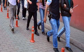 Hakkari'de terör örgütü PKK'ya yardım ve yataklıktan 5 kişi gözaltına alındı