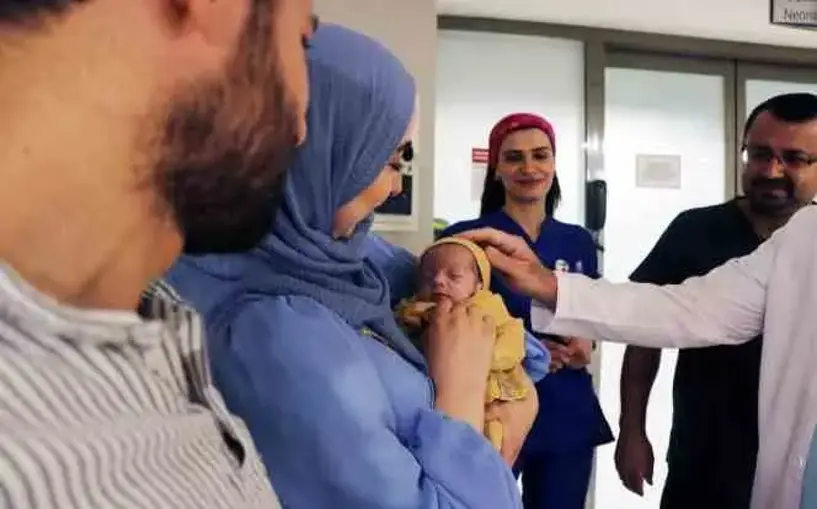 750 gram doğan Ali bebek 3 ay içerisinde üç ameliyat geçirdi