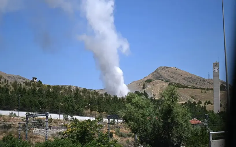 (Video) MKE'nin kapsül fabrikasında patlama