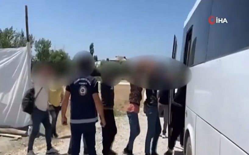 (Video) Van'da düzensiz göçmen operasyonu