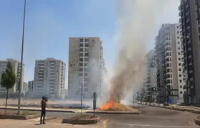 (Video) Şehrin ortasında yükselen alevler yangından değil, anız yakılmasından