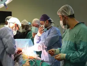 İlk açık kalp ameliyatı