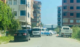 Trabzon’da akrabalar arasındaki silahlı kavgada kan aktı: 1’i ağır 2 yaralı