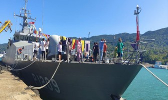 TCG Kilimli karakol gemisi vatandaşların ziyaretine açıldı