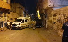 Gaziantep'te iki aile arasındaki silahlı kavgada 1'i polis 15 kişi yaralandı