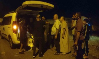 Hatay’da yağmur yolları göle çevirdi