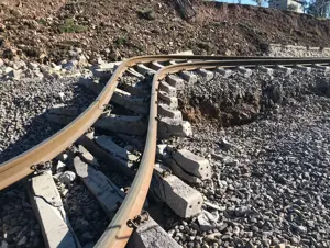 Kahramanmaraş'ta hasar gören yollar onarılıyor