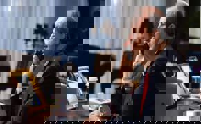 KKTC Cumhurbaşkanı ile GKRY lideri Hristodulidis telefonda görüştü