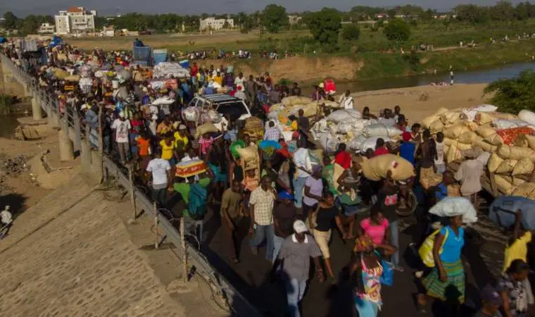 Dominik, Haiti'yi sınırı kapatmakla tehdit etti