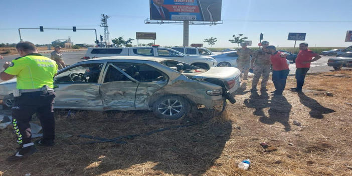 Şanlıurfa'da otomobiller çarpıştı: 2 ölü