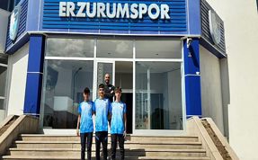 Türkiye İkincisi Başarılı Futbolcuları Erzurumspor Kaptı
