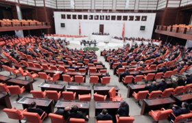 Diyarbakır’ın raylı sistemi mecliste tartışma konusu oldu