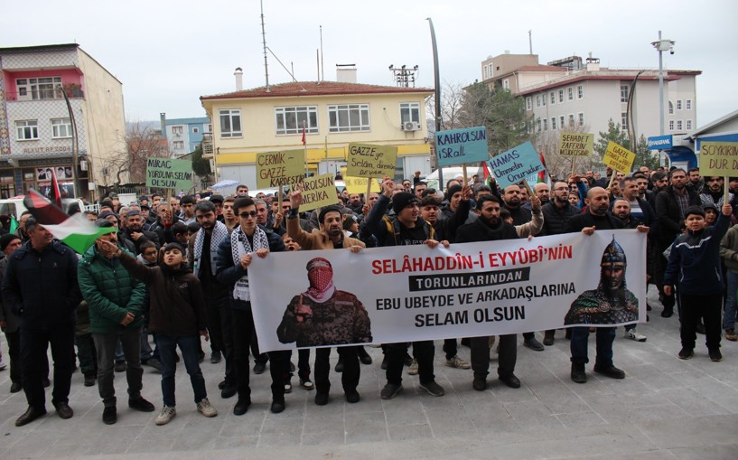 Filistin'e destek yürüyüşleri Diyarbakır’da sürüyor