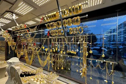 Altın yükseliyor Diyarbakır’da kuyumcu esnafı satacak çeyrek altın bulamıyor