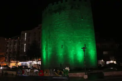 Diyarbakır surları yeşile büründü