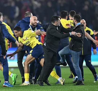 Bakan Yerlikaya Trabzonspor-Fenerbahçe maçı sonrası yaşanan olaylarla ilgili açıklama yaptı
